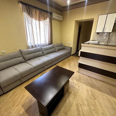Tatev Apartments Erevan Esterno foto